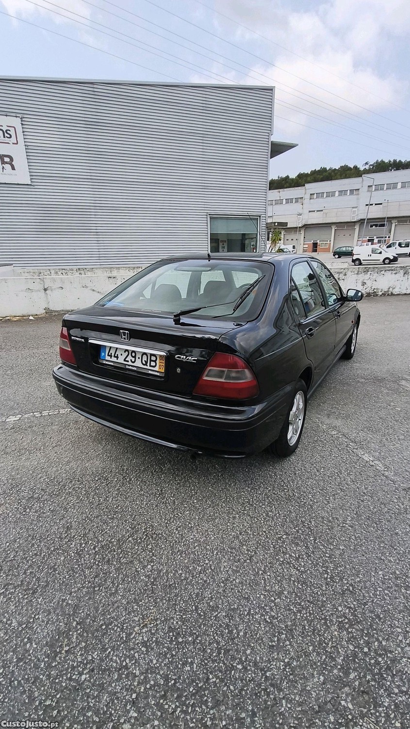 Honda Civic 1.4 — fotografia 7