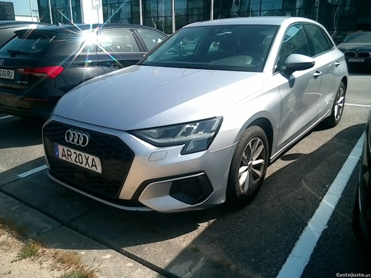 Audi A3 Sportback 30 TFSI Advanced — photo 2