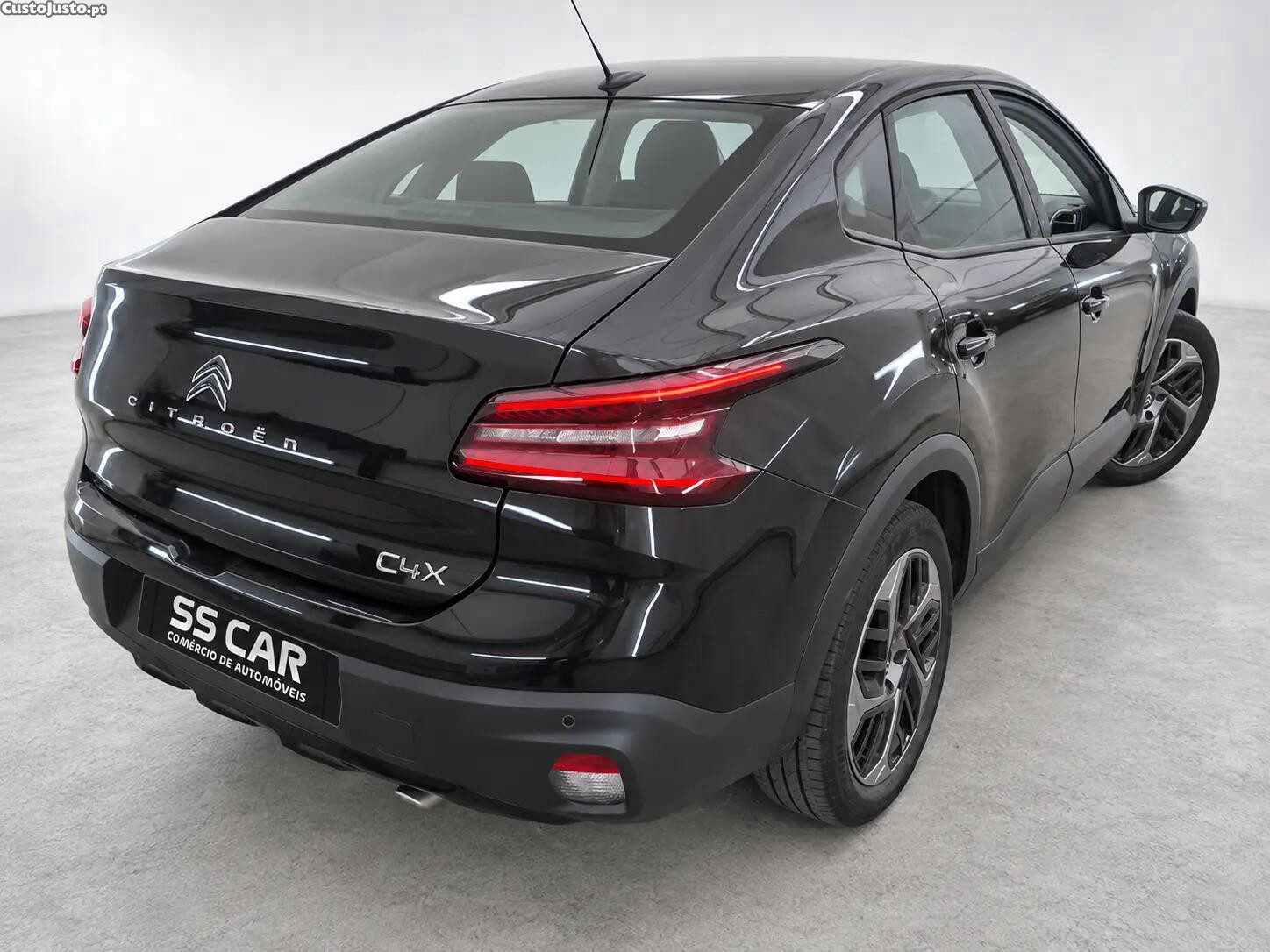 Citroën C4 1.2 PureTech Feel Pack EAT8 - 23 — photo 2