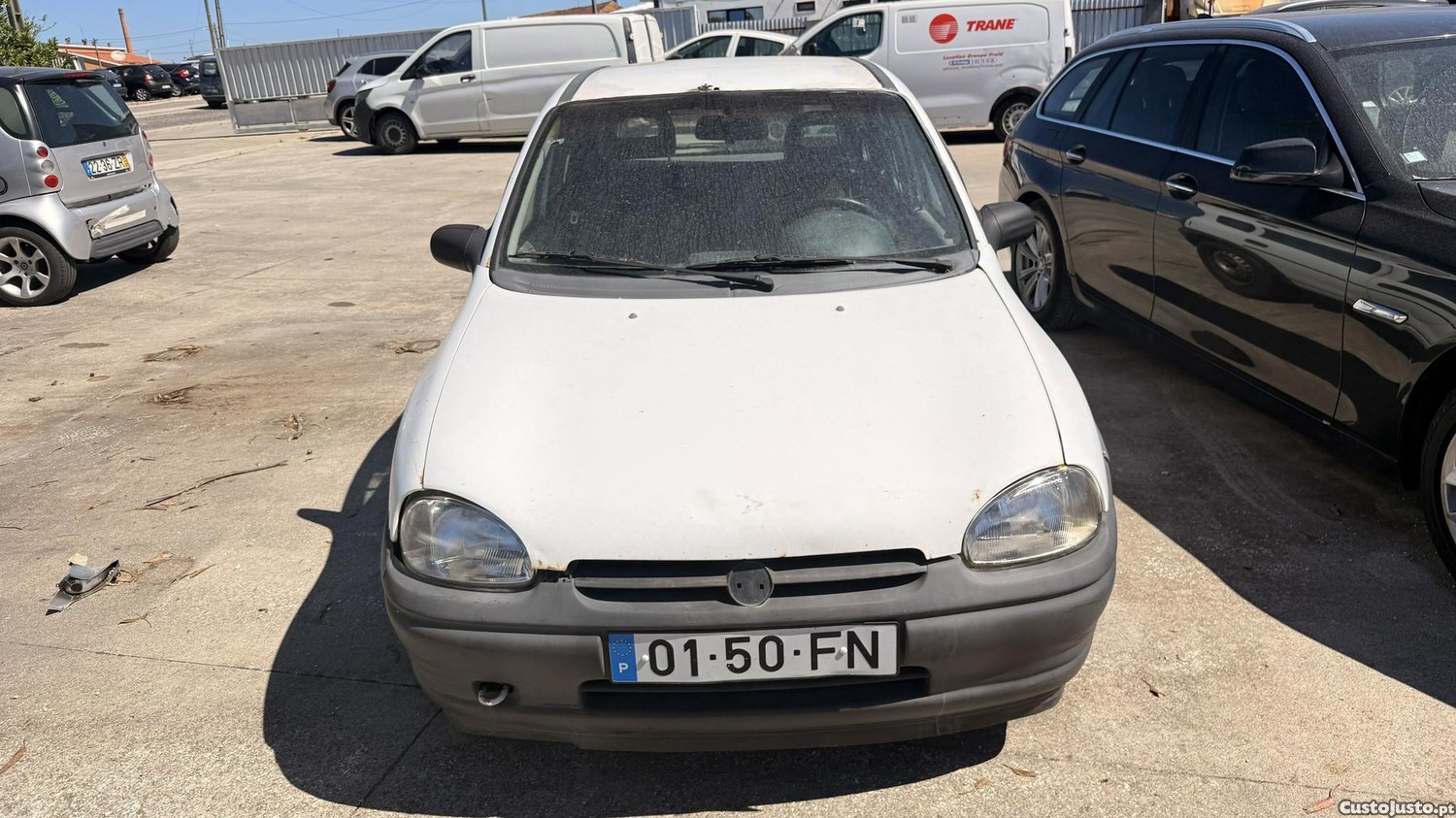 Opel Corsa B 1.2i de 1995 - 95 foto 2