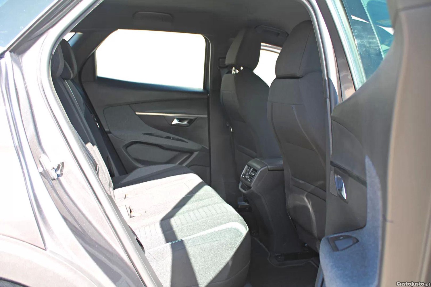 Peugeot 3008 1.6 hybrid active pack e-eat8 — fotografia 7