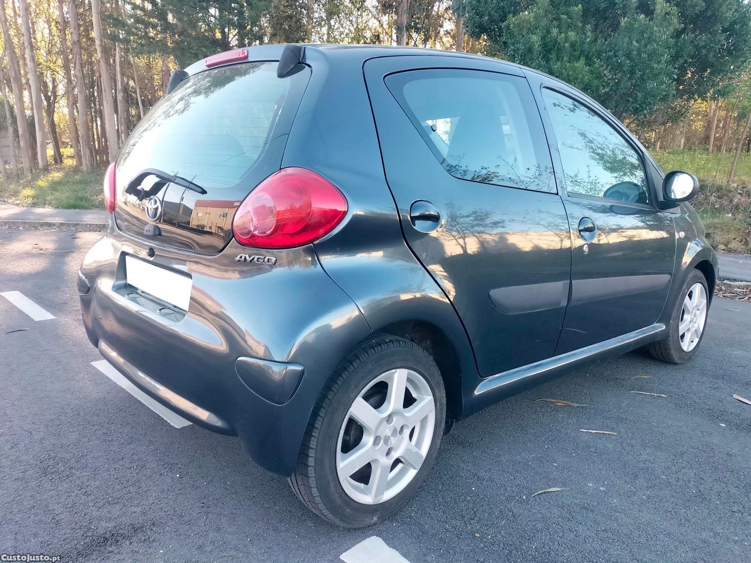 Toyota Aygo 1.0 VVTI — fotografia 8