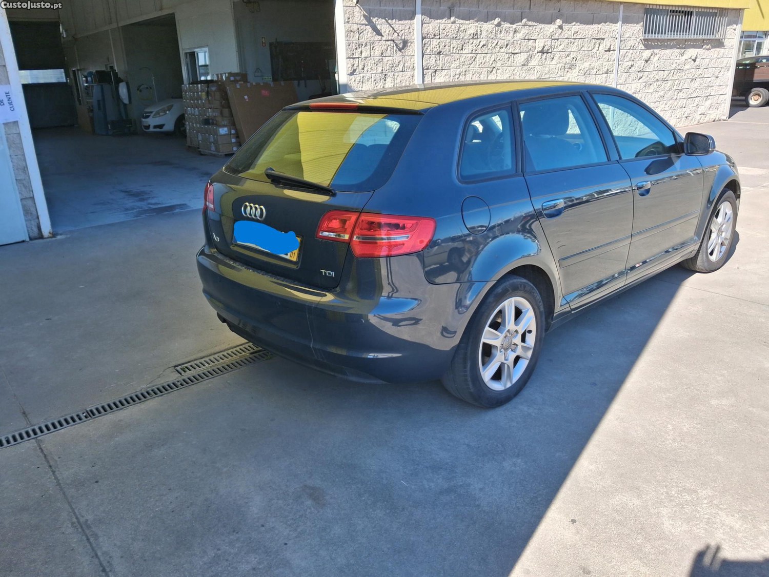 Audi A3 1.6 TDI Attraction - 11 — photo 3