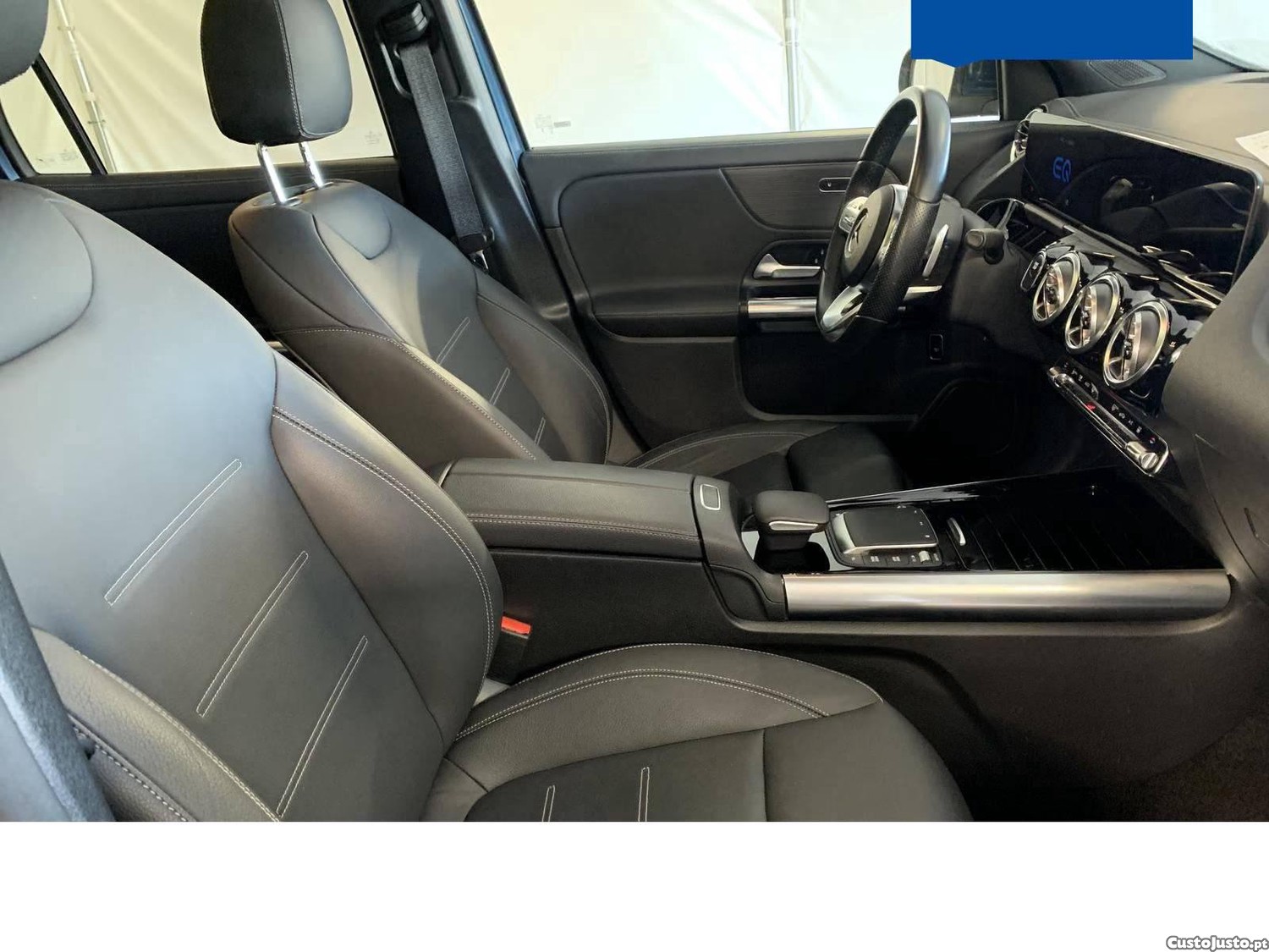 Mercedes-Benz EQA 350 4Matic AMG Line - 23 — photo 3