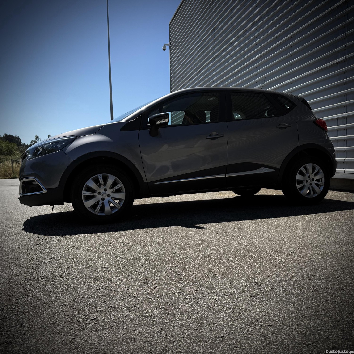 Renault Captur 0.9 TCe — fotografia 2