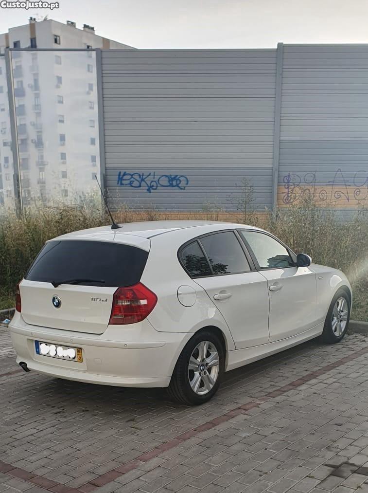 BMW 118 d — fotografia 2