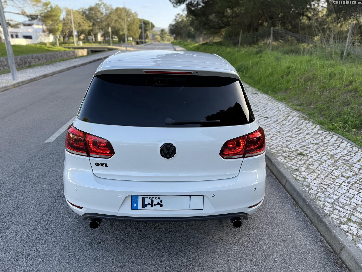 VW Golf GTI - 12 — photo 3