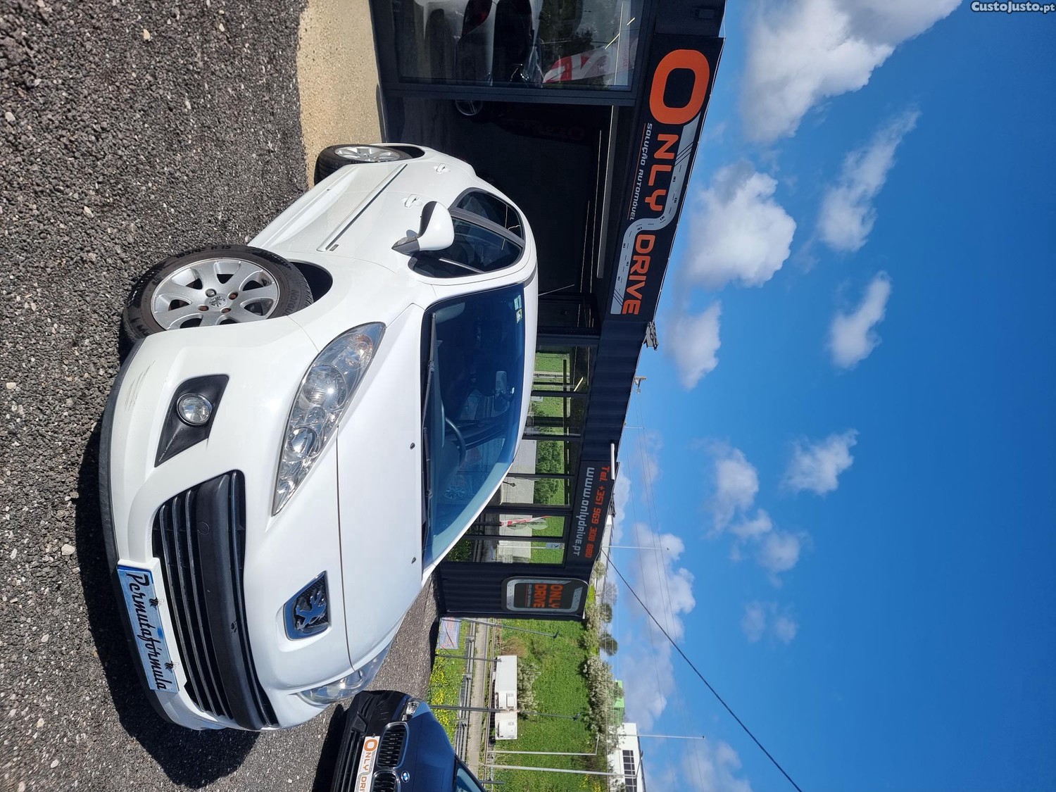 Peugeot 207 1.6 HDI — fotografia 17