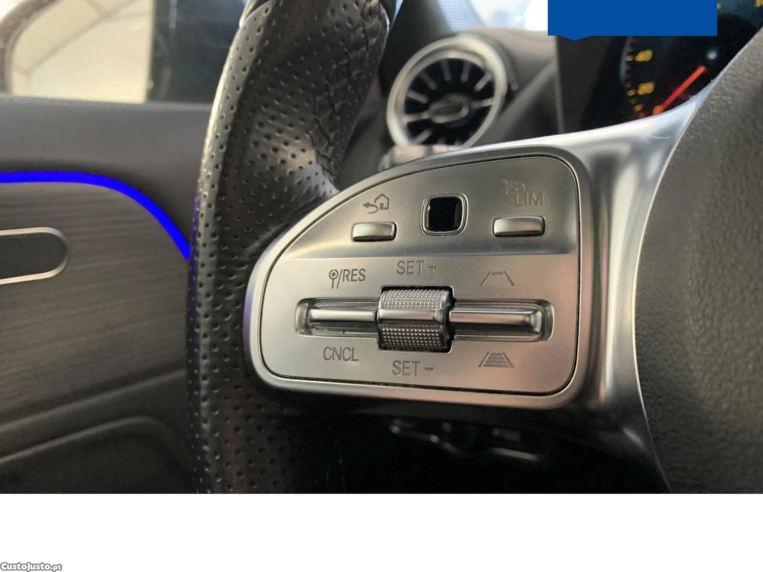 Mercedes-Benz EQA 350 4Matic AMG Line - 23 — photo 5