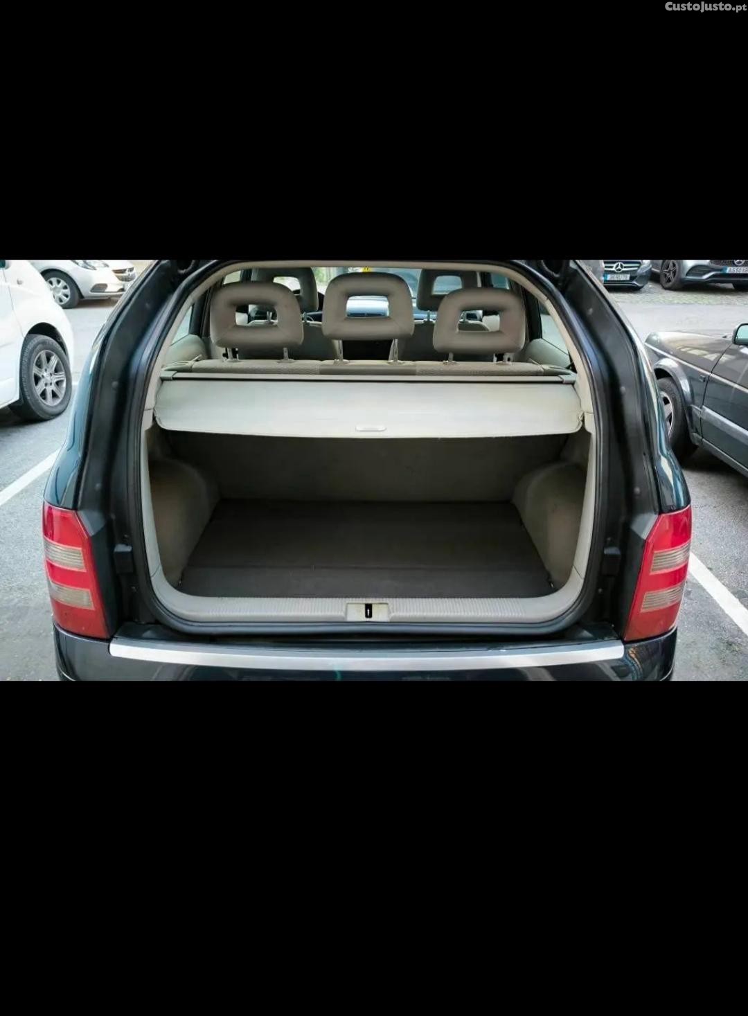 Audi A2 1.4 tdi — fotografia 2