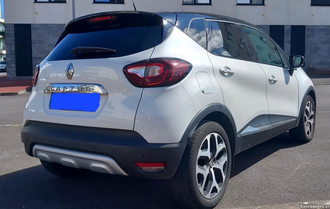 Renault Captur 1.2 TC - 18 — photo 4