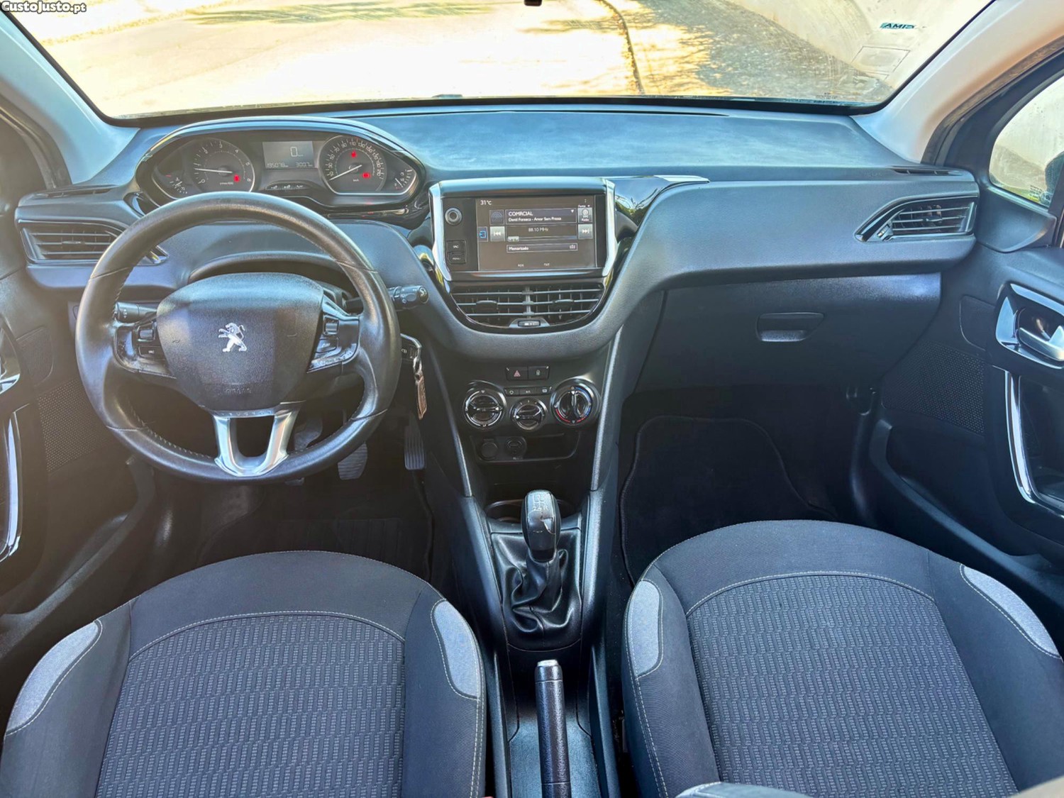 Peugeot 208 1.6 BlueHDI - 15 — photo 5