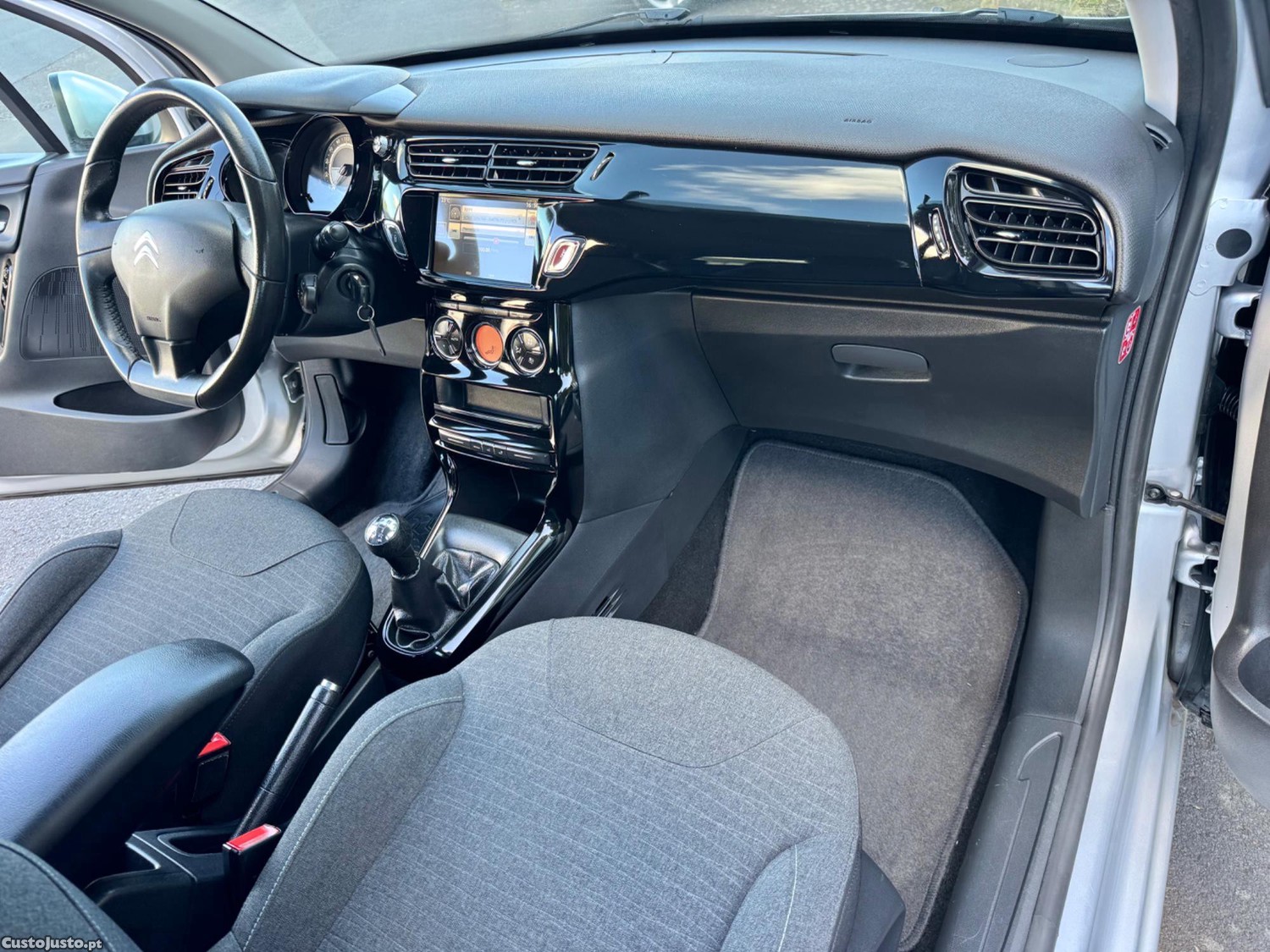 Citroën C3 Gasolina Impecável Apenas 55.000 kms - 16 — photo 5