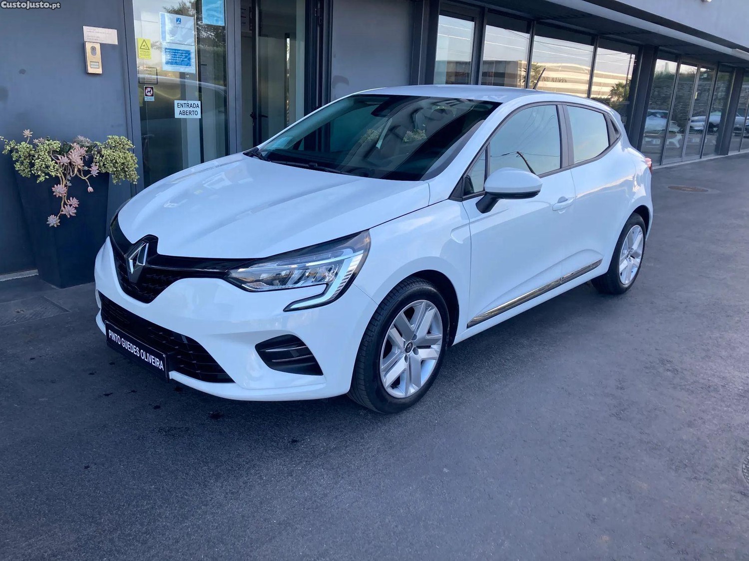 Renault Clio TCe 100 BUSINESS EDI - 20 — photo 3