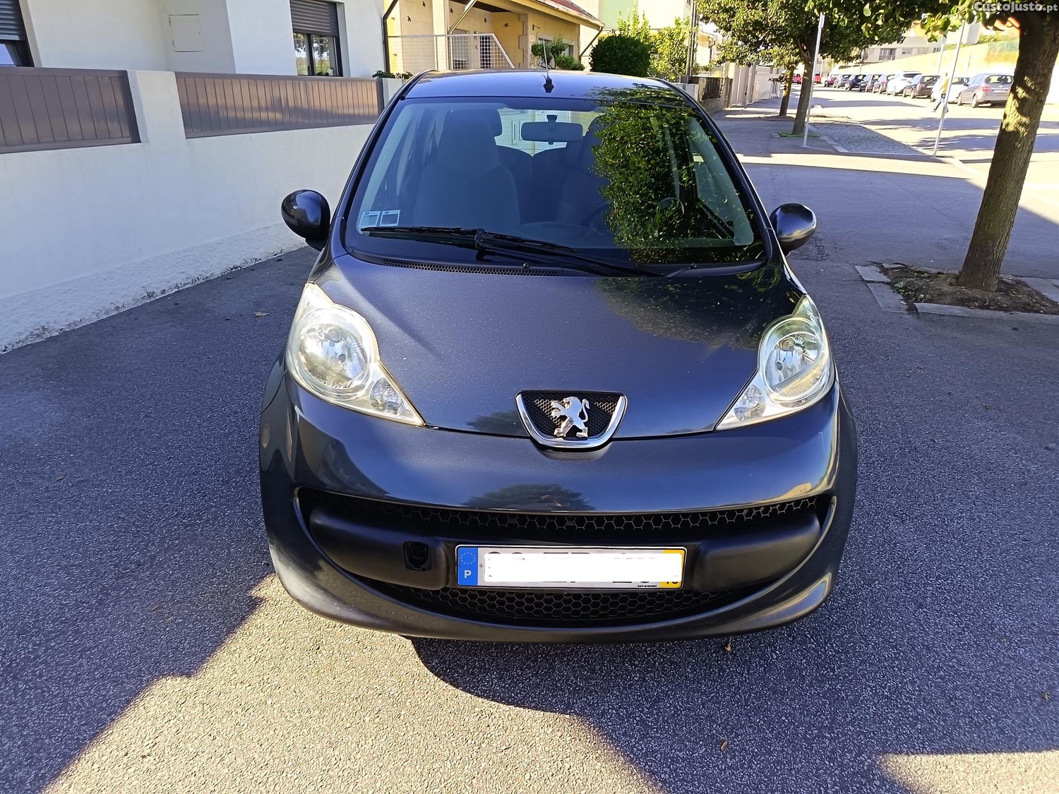 Peugeot 107 1.0 Motor Toyota - 07 — photo 2