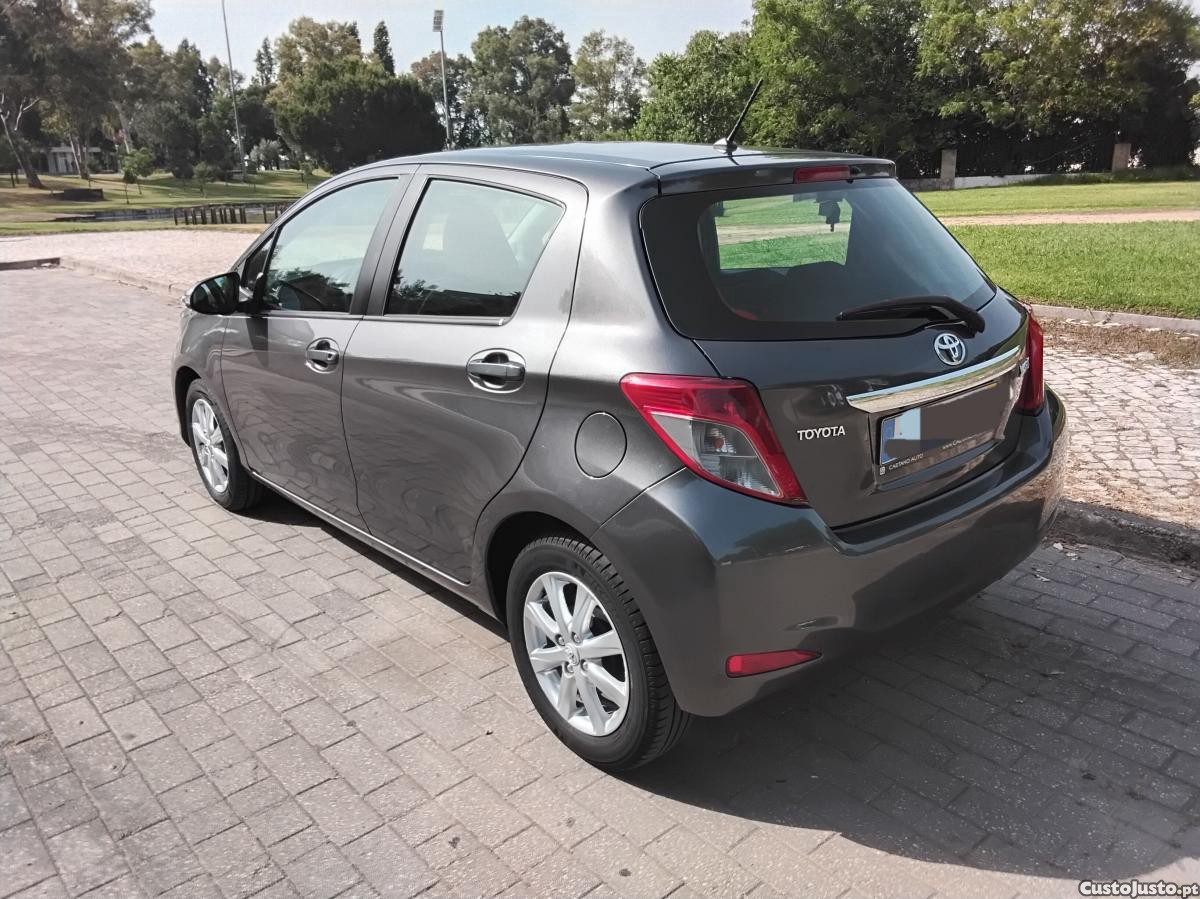 Toyota Yaris 1000 vvti Active + ac — fotografia 6