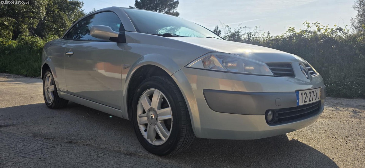 Renault Mégane 1.6 16V Dynamique — fotografia 8
