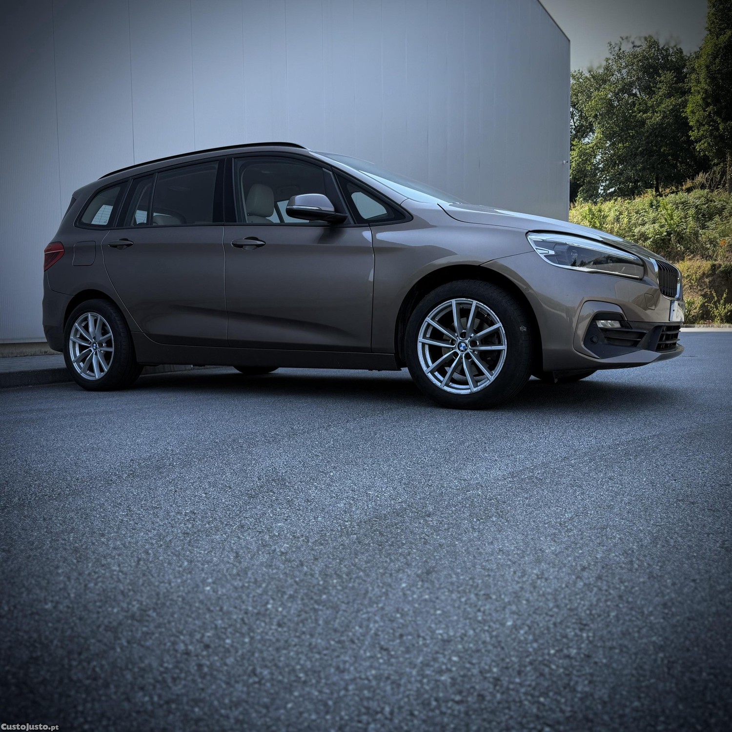 BMW 216 Gran Tourer 7L Line Luxury — fotografia 4