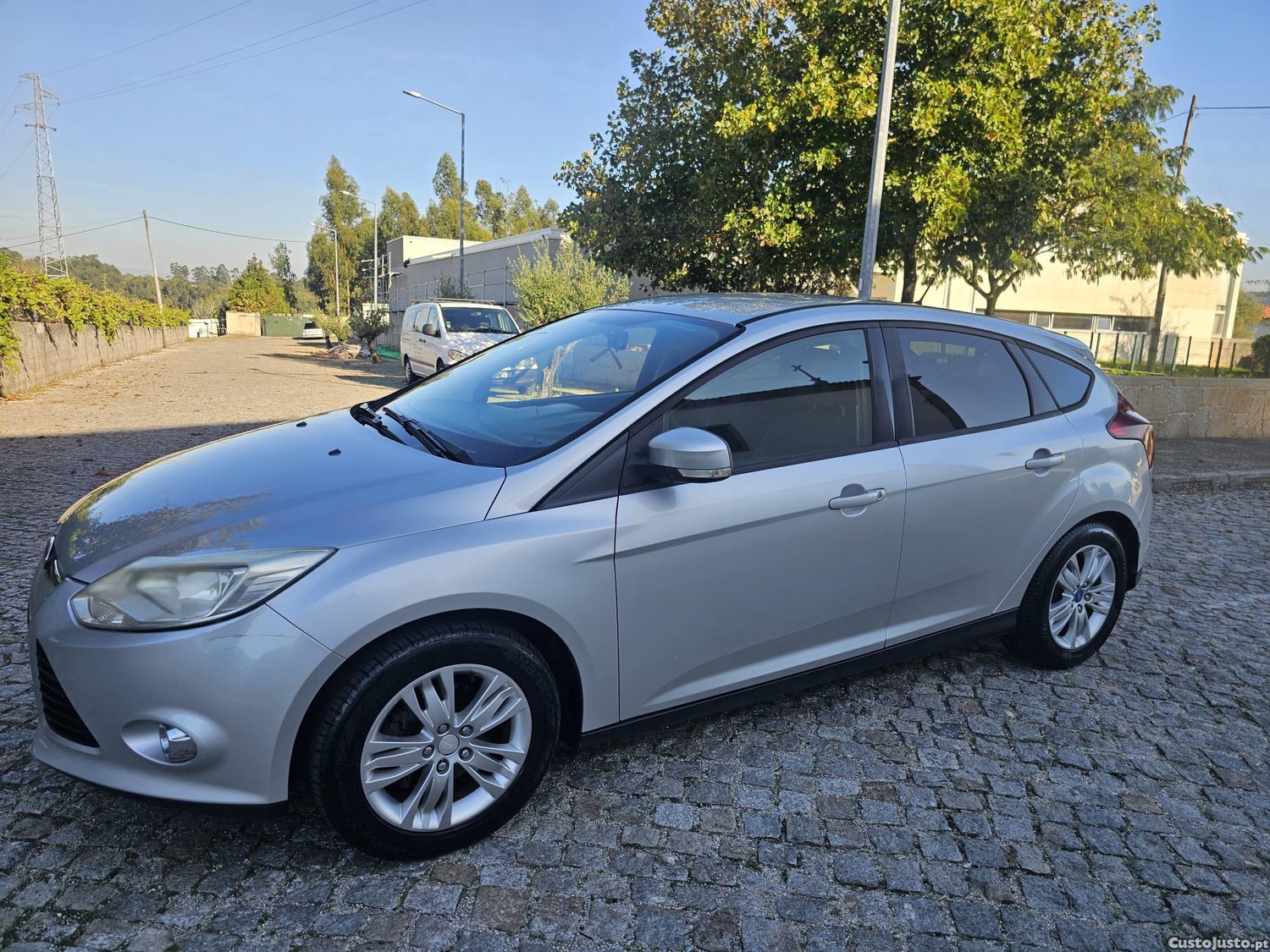 Ford Focus Trend 1.6 TDCI 95 CV - 13 — photo 2