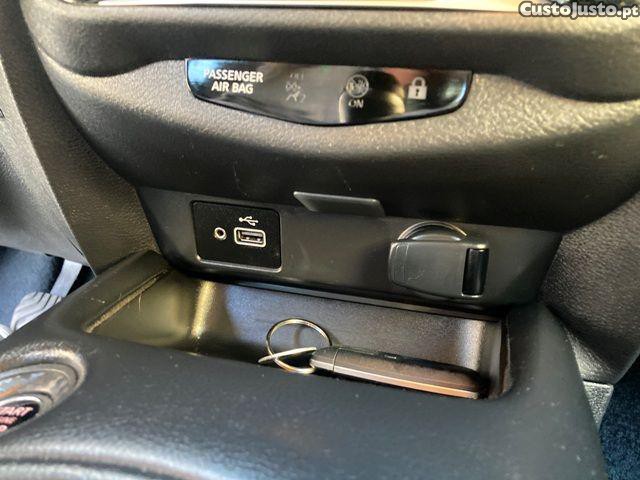 Nissan Juke 1.0 DIG-T N-Connecta — fotografia 4