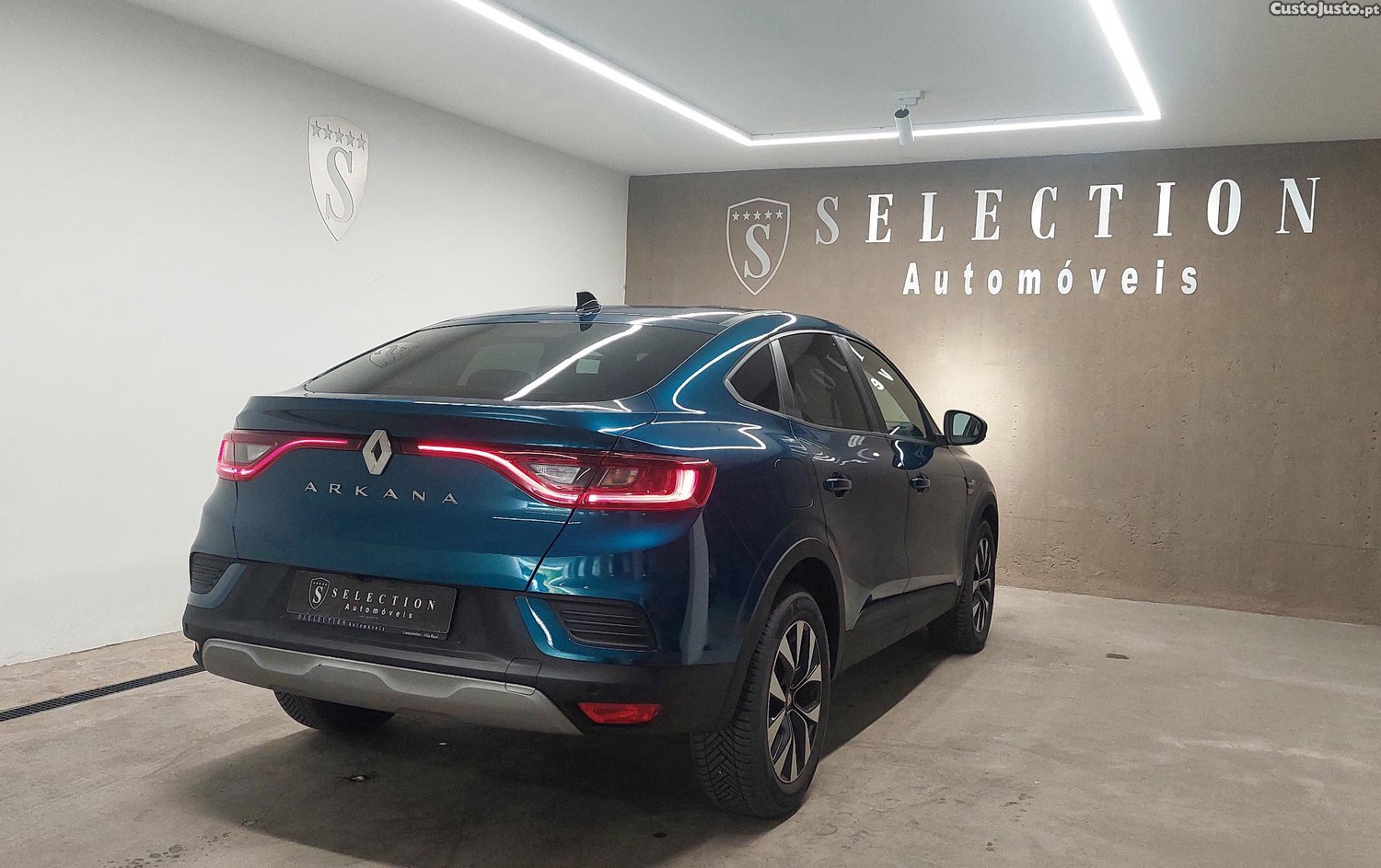 Renault Arkana 1.3 TCE TECHNO EDC — fotografia 5