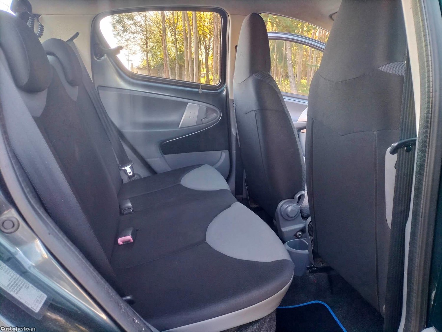 Toyota Aygo 1.0 VVTI — fotografia 3