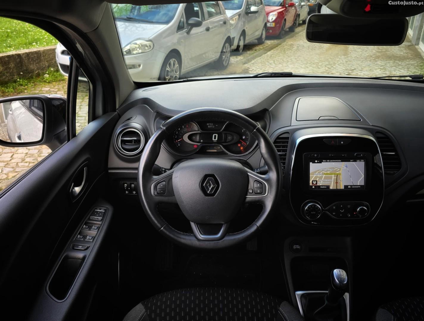 Renault Captur 0.9 TCE Exclusive — fotografia 15