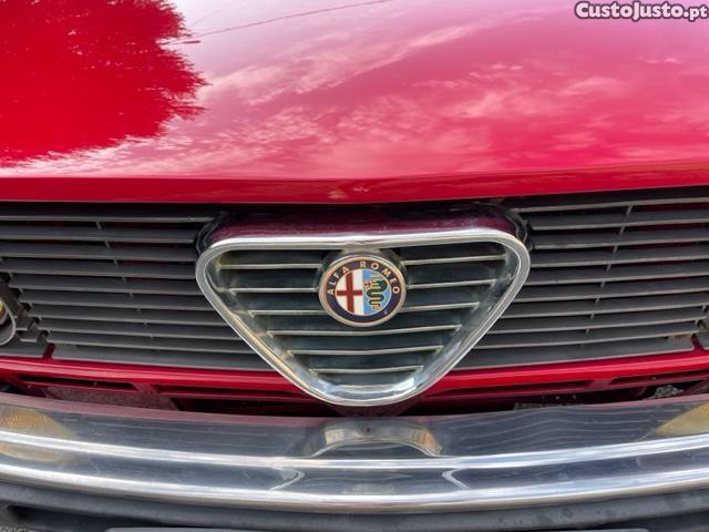 Alfa Romeo Alfetta 2000 de injecao — fotografia 8