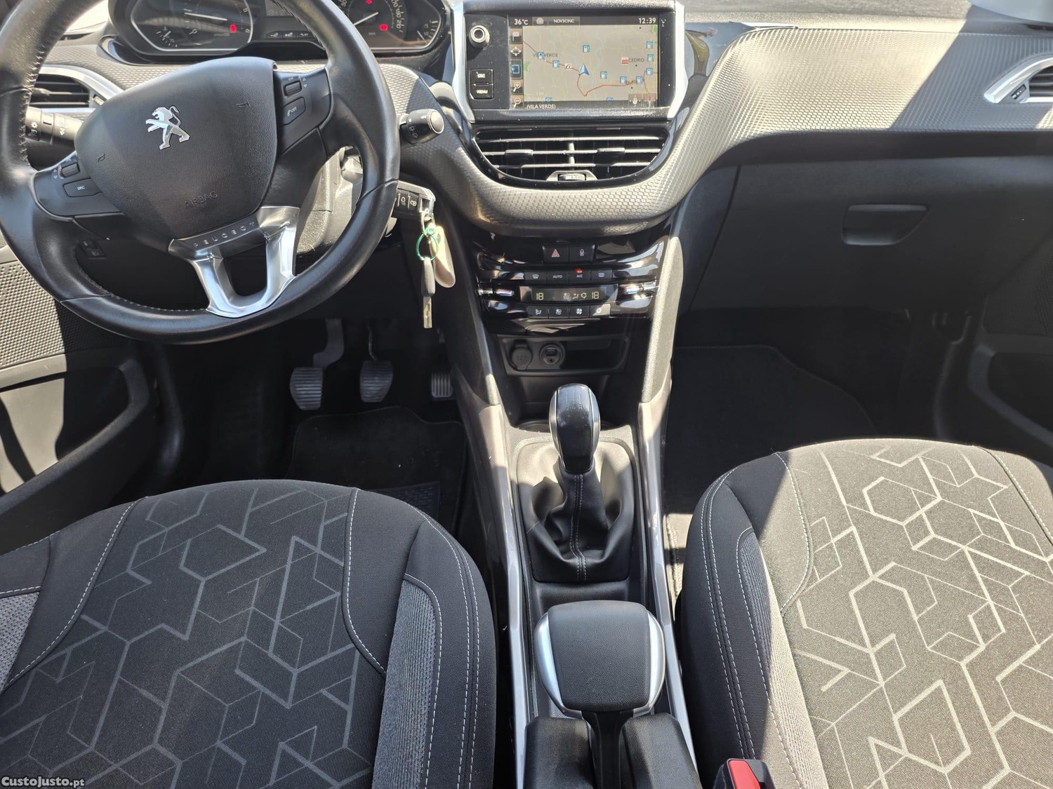 Peugeot 2008 1.6 HDI 100CV — fotografia 4