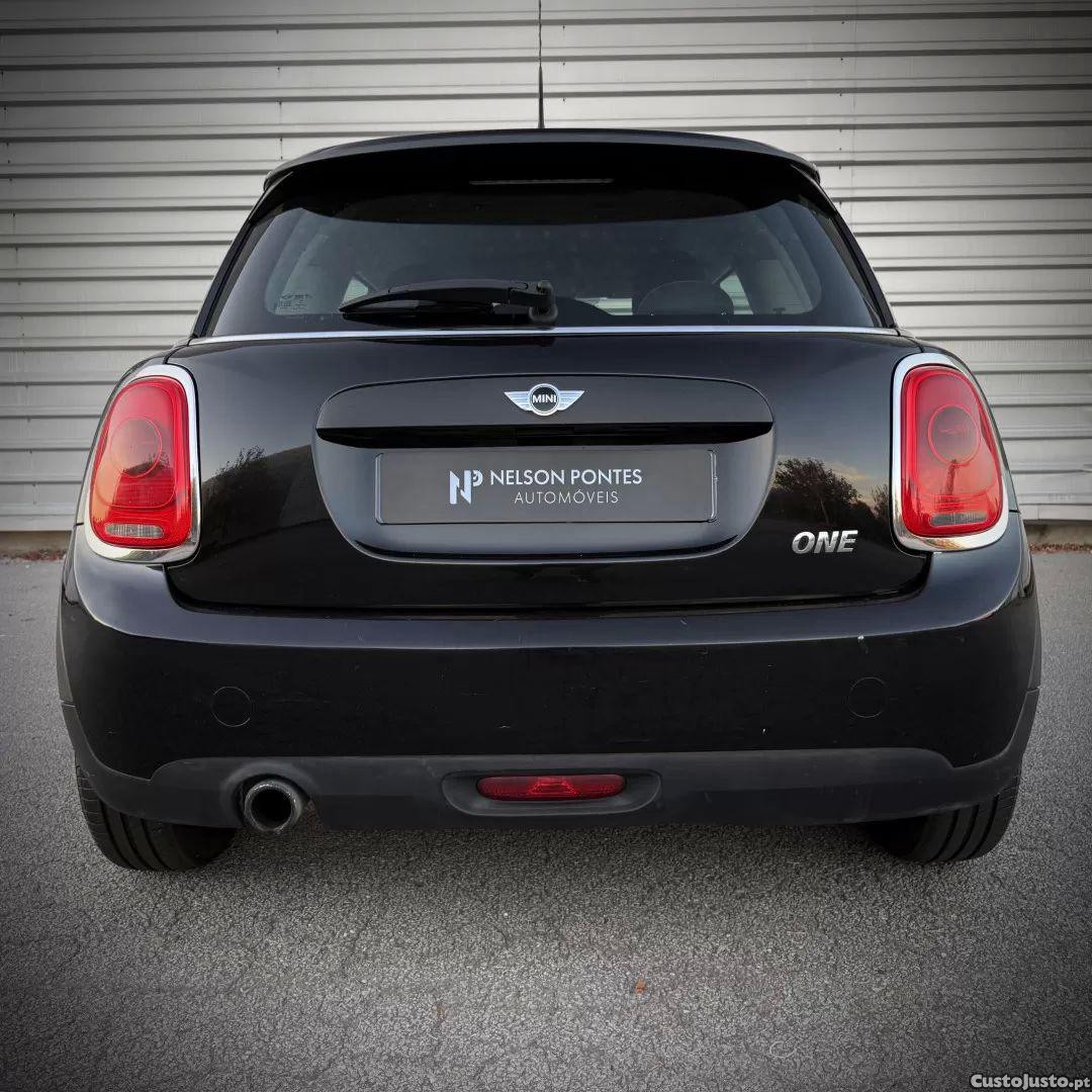 MINI One — fotografia 9