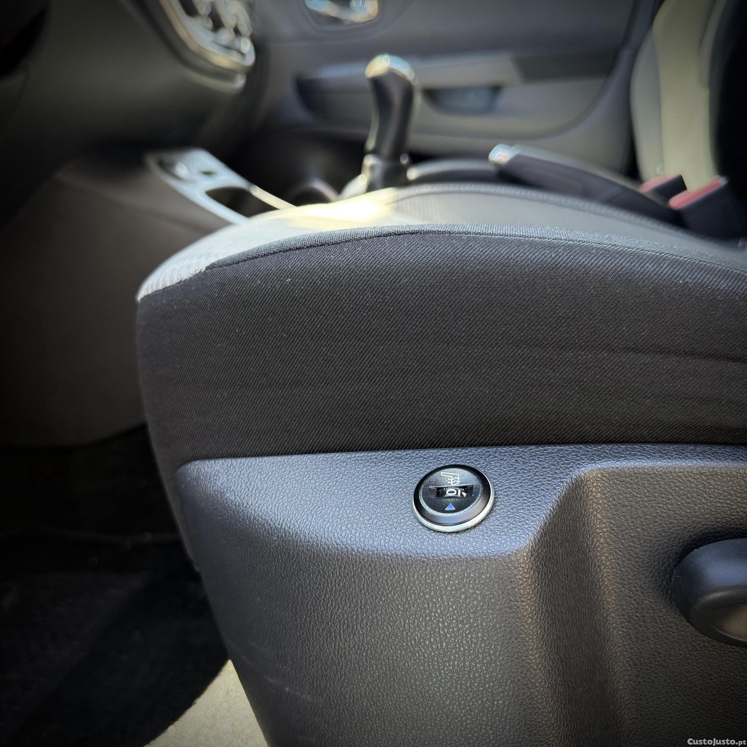 Renault Captur 0.9 TCe — fotografia 8