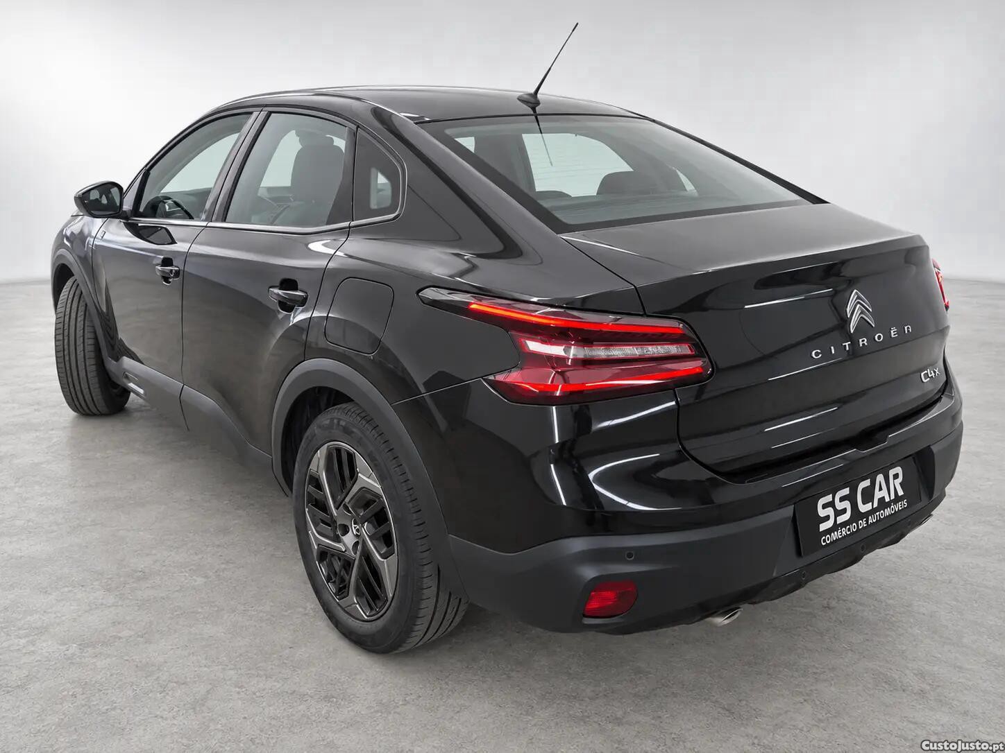 Citroën C4 1.2 PureTech Feel Pack EAT8 - 23 — photo 4