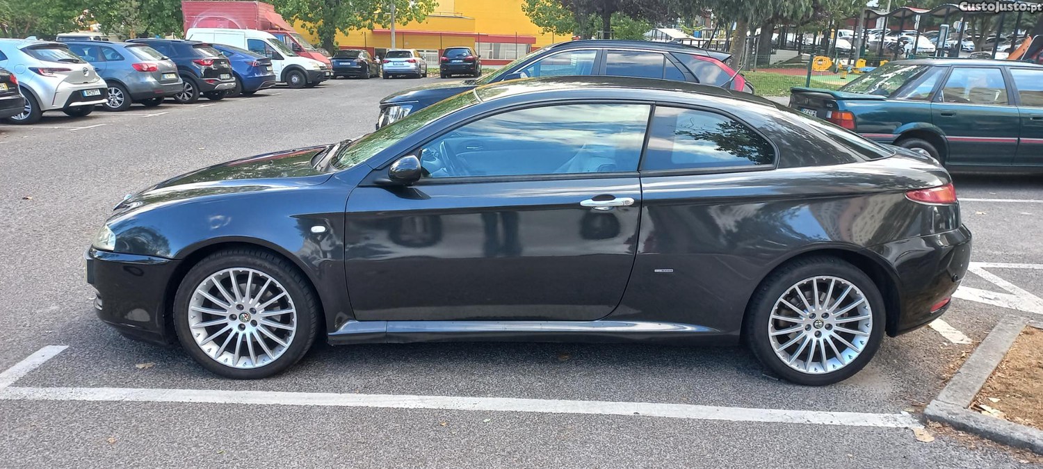 Alfa Romeo GT 1.9 jtd m - 04 — photo 2