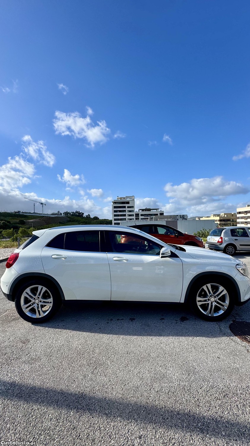 Mercedes-Benz GLA 200 Urban - 16 — photo 4