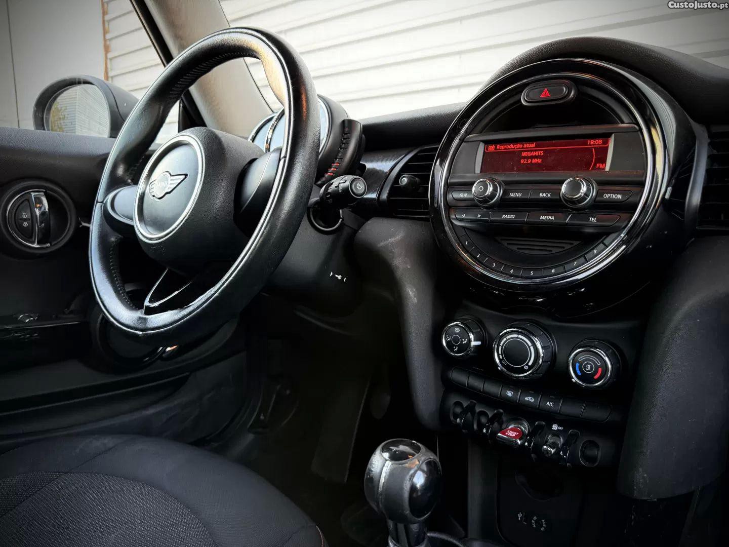 MINI One — fotografia 4