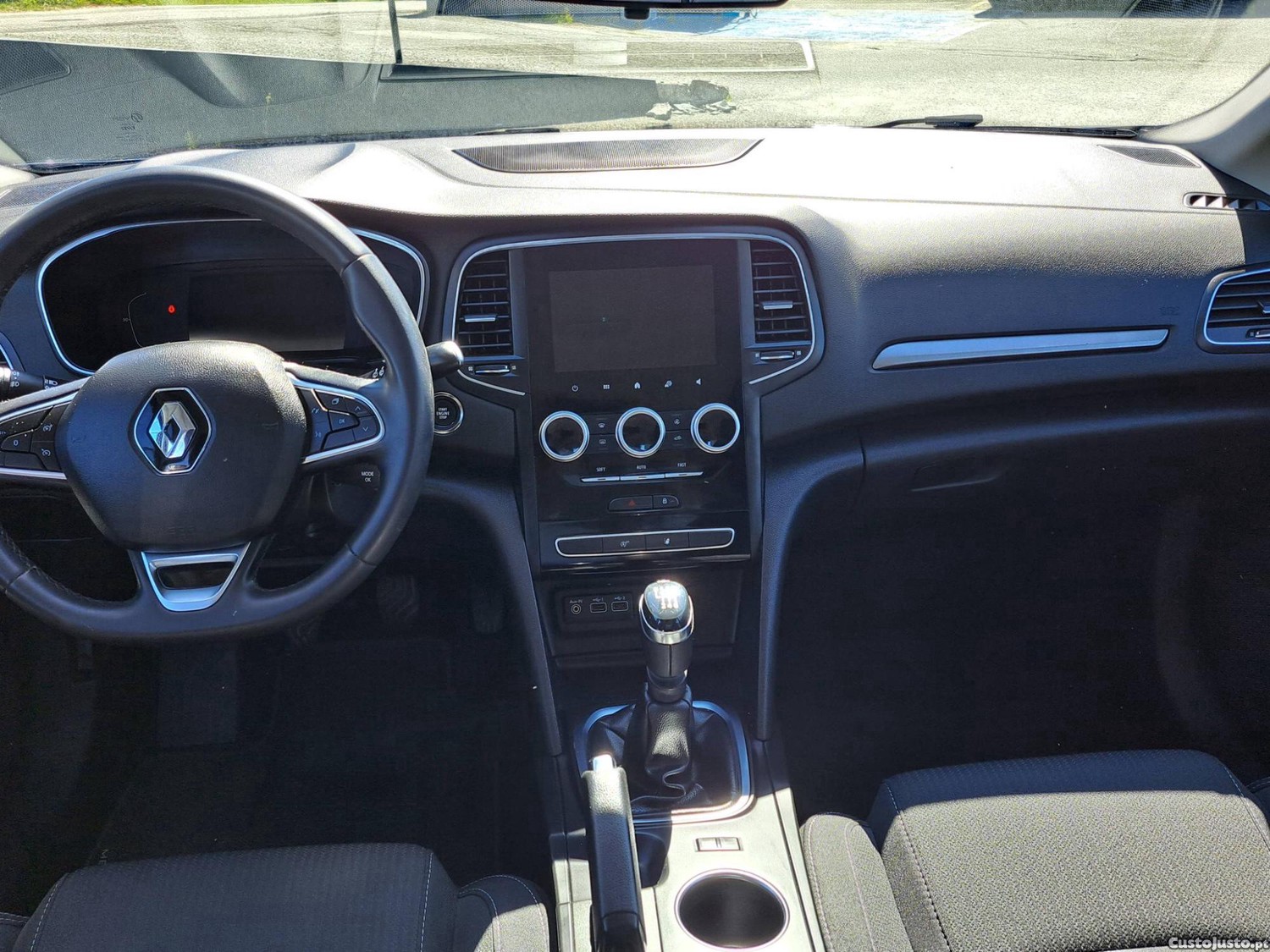 Renault Mégane 1.5 Bleu DCI Business Edition 115 cv 95000 kms — fotografia 15