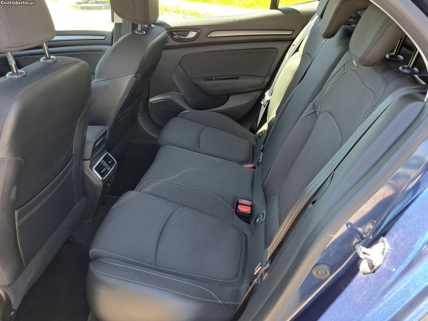 Renault Mégane 1.5 Bleu DCI Business Edition 115 cv 95000 kms — fotografia 13