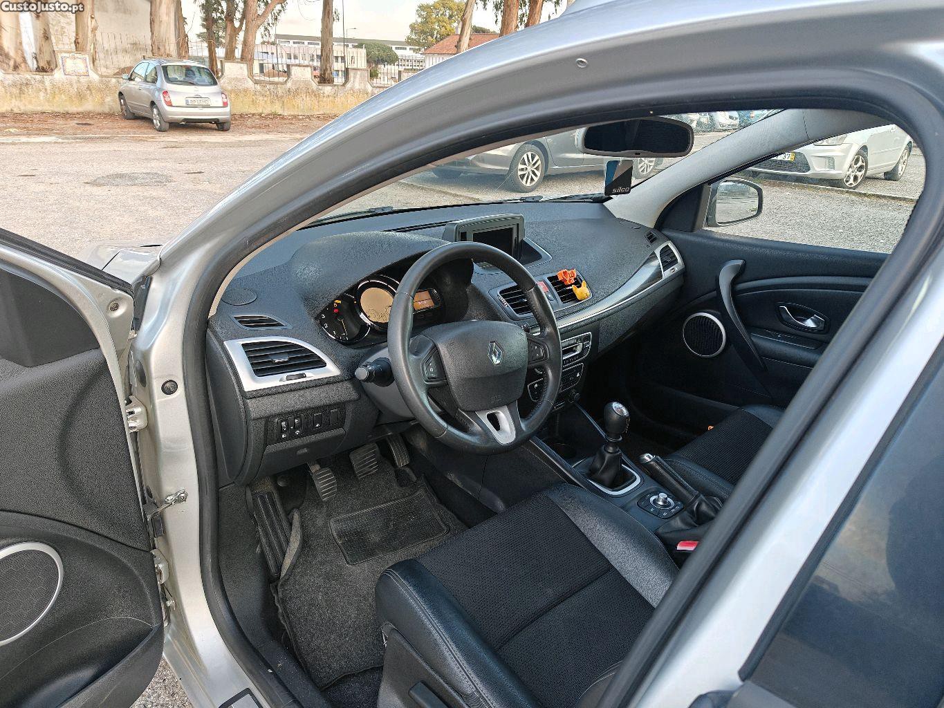 Renault Mégane Dynamic S - 11 foto 5