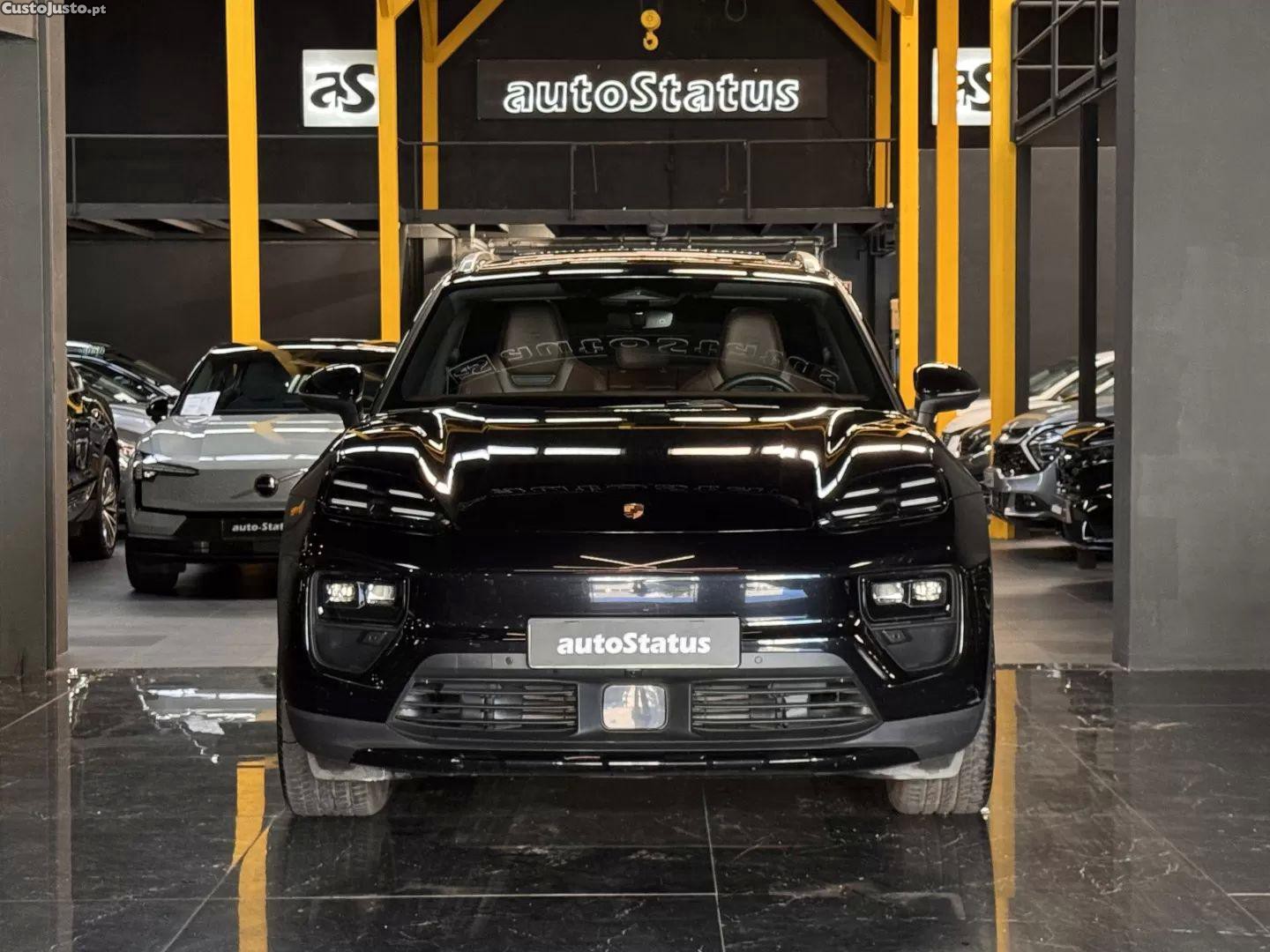 Porsche Macan Electric 4 - 25 — photo 2