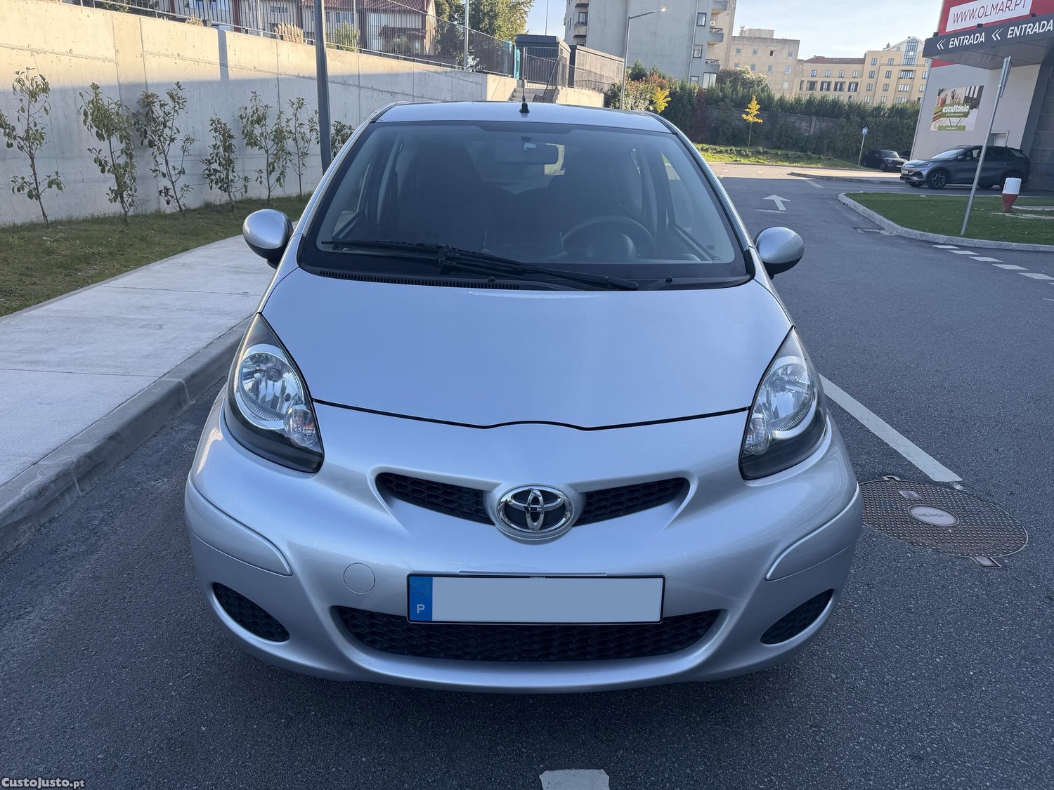 Toyota Aygo Caixa Automática - GPS / CarPlay - 10 — photo 3