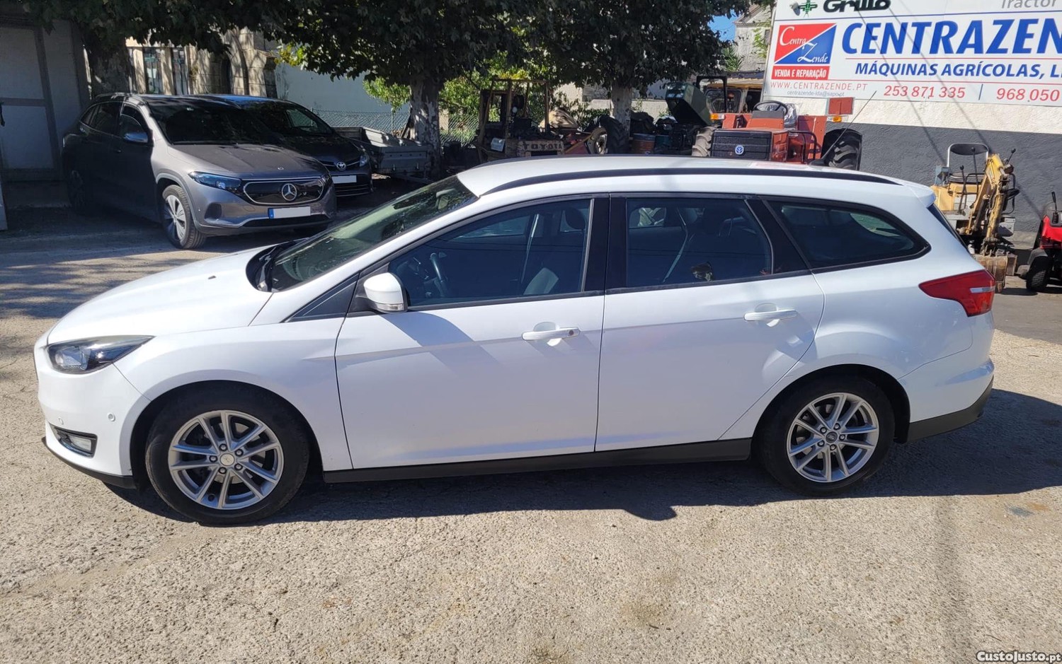 Ford Focus 1.5 TDCi Titanium - 15 — photo 5