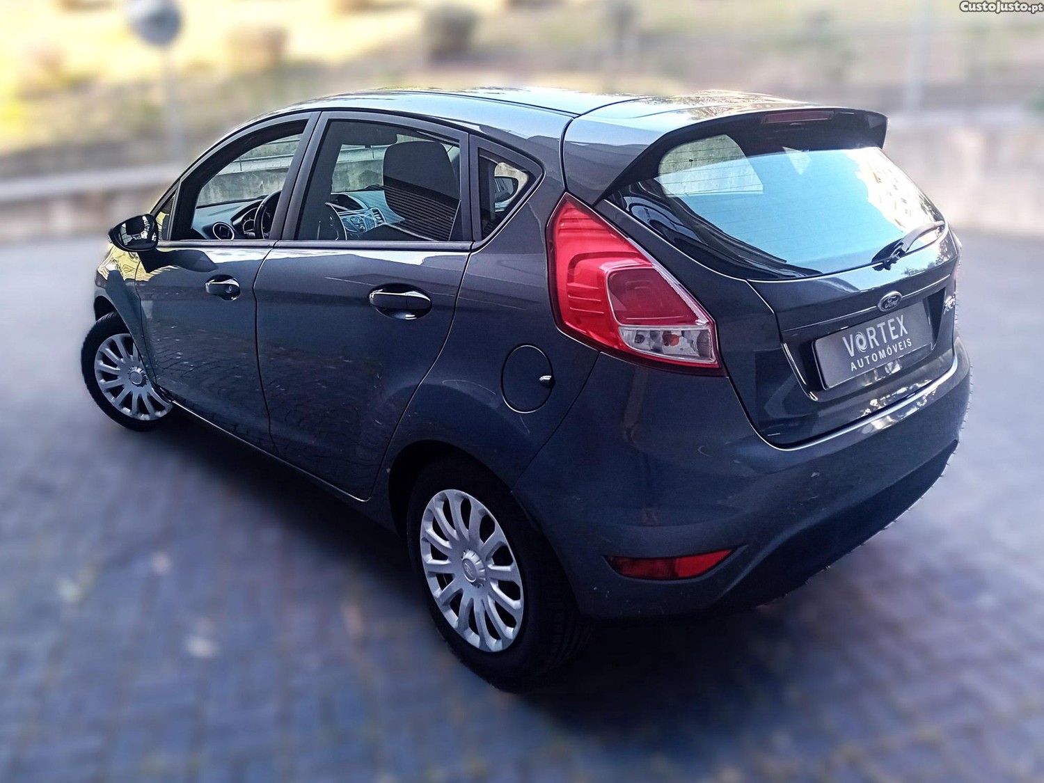 Ford Fiesta 1.25 Trend — photo 5