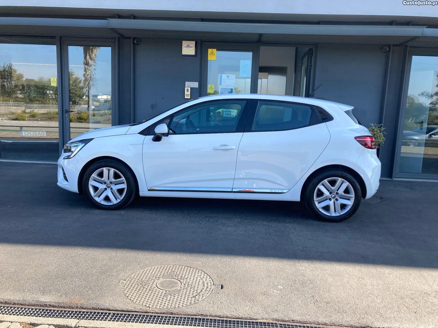 Renault Clio TCe 100 BUSINESS EDI - 20 — photo 5