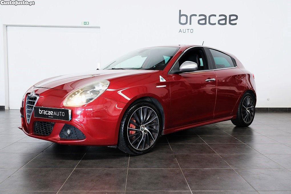Alfa Romeo Giulietta 1.8 TBi 16V Quadrifoglio Verde — fotografia 12