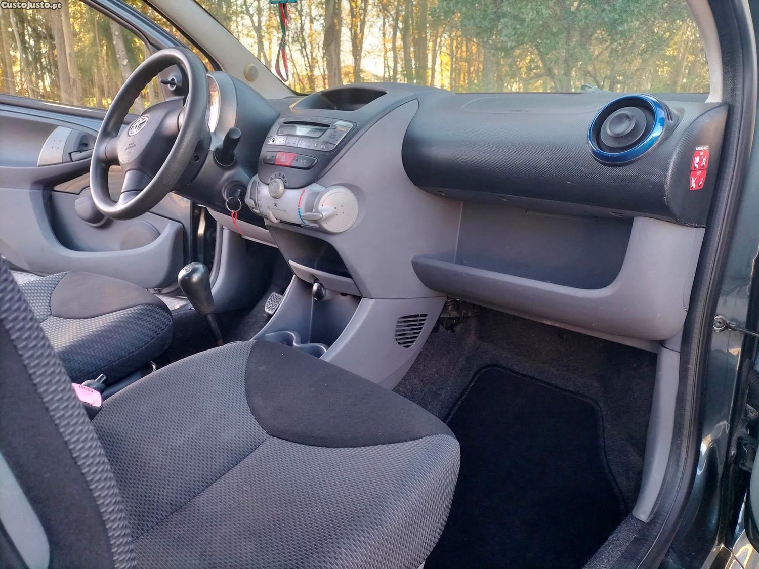 Toyota Aygo 1.0 VVTI — fotografia 4