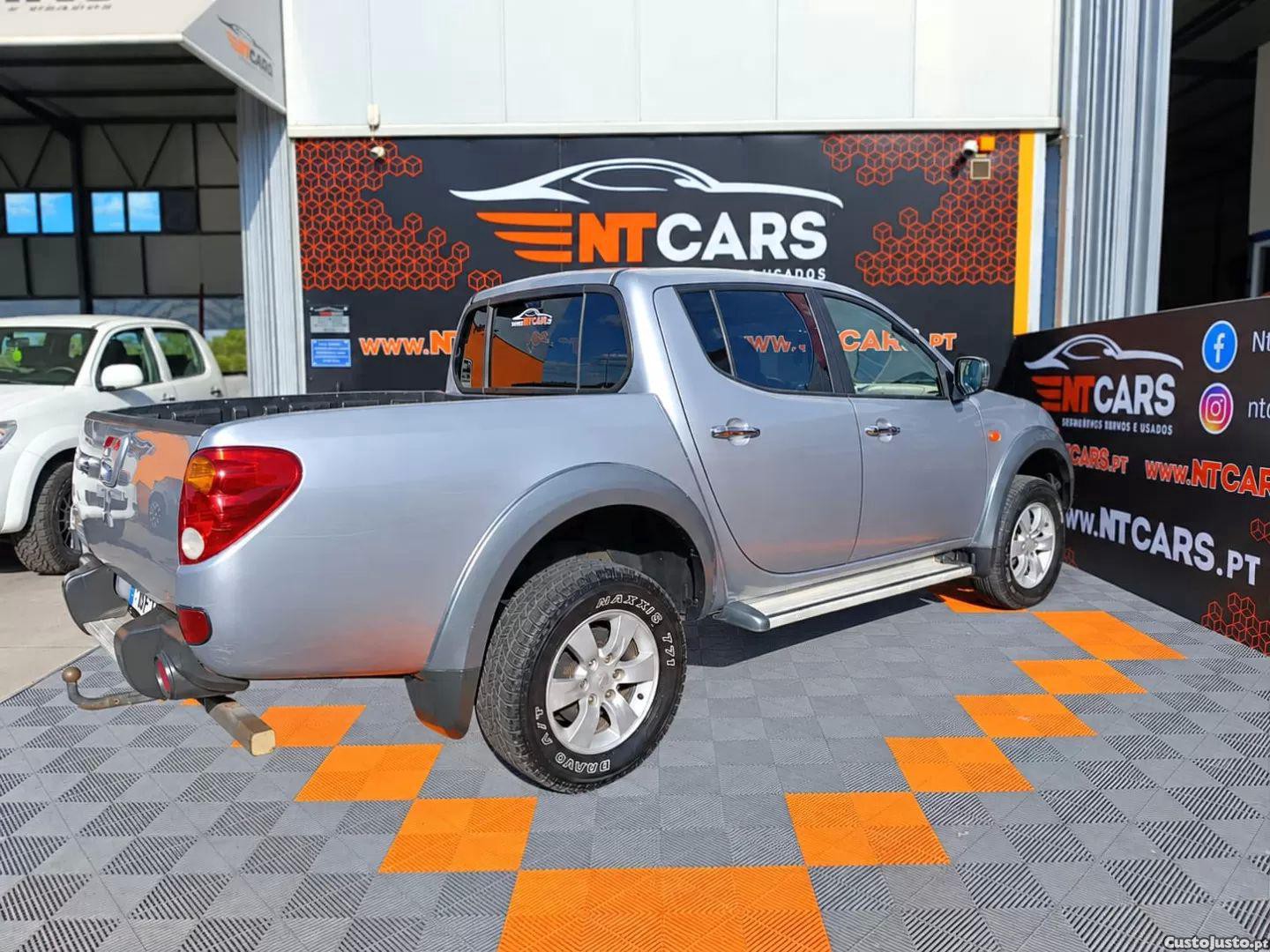 Mitsubishi L200 2.5 td strakar sport ht - 08 — photo 2