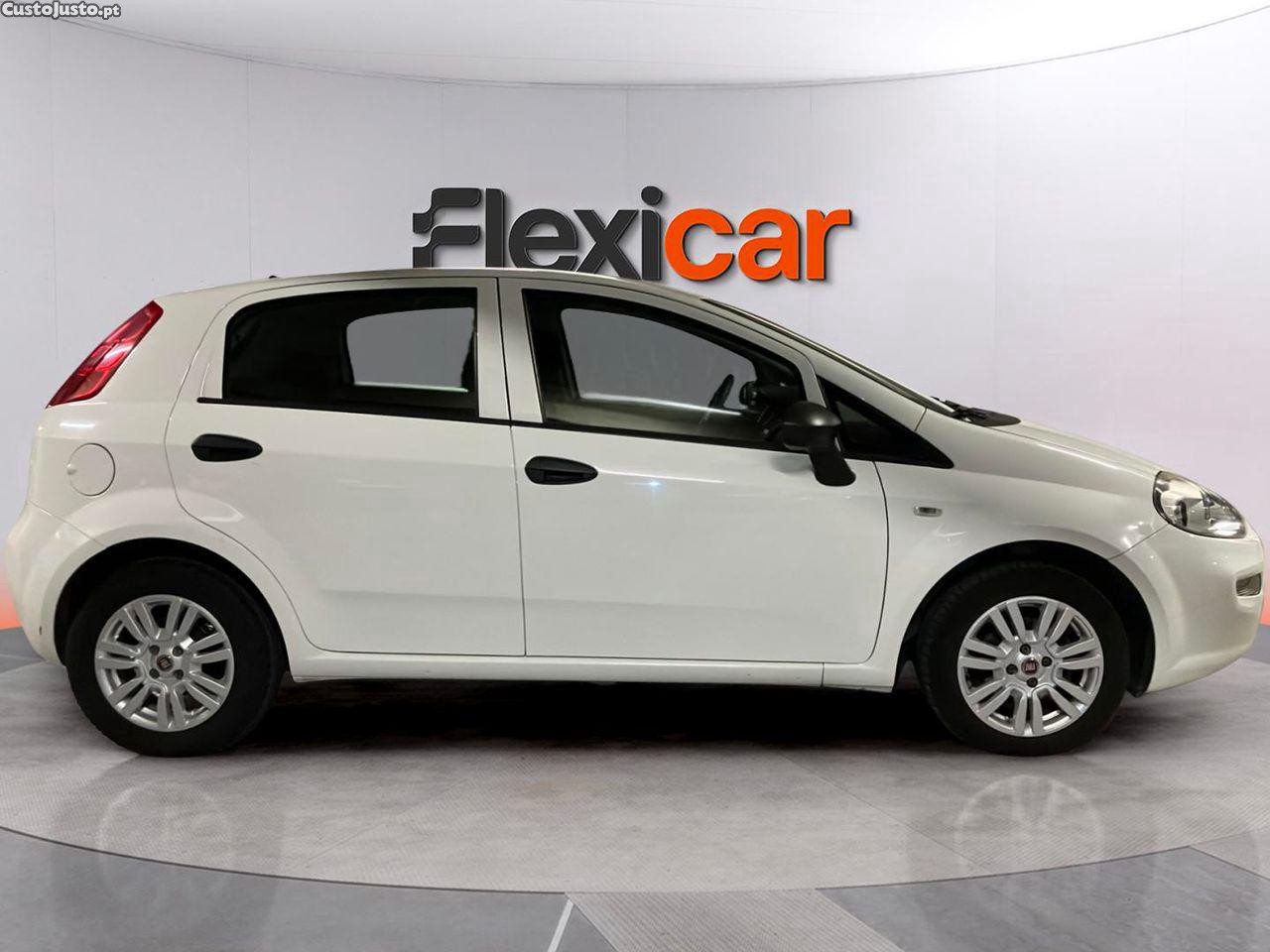 Fiat Punto 1.2 Easy S&S - 18 — photo 3