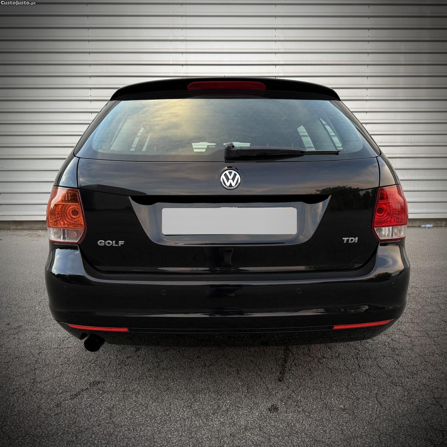 Volkswagen Golf 1.6 TDI Variant Highline — fotografia 3