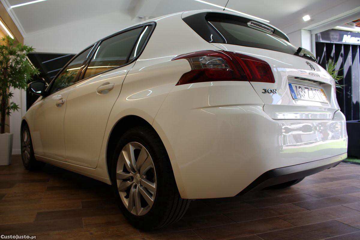 Peugeot 308 1.5 BlueHDi Active Pack — fotografia 7