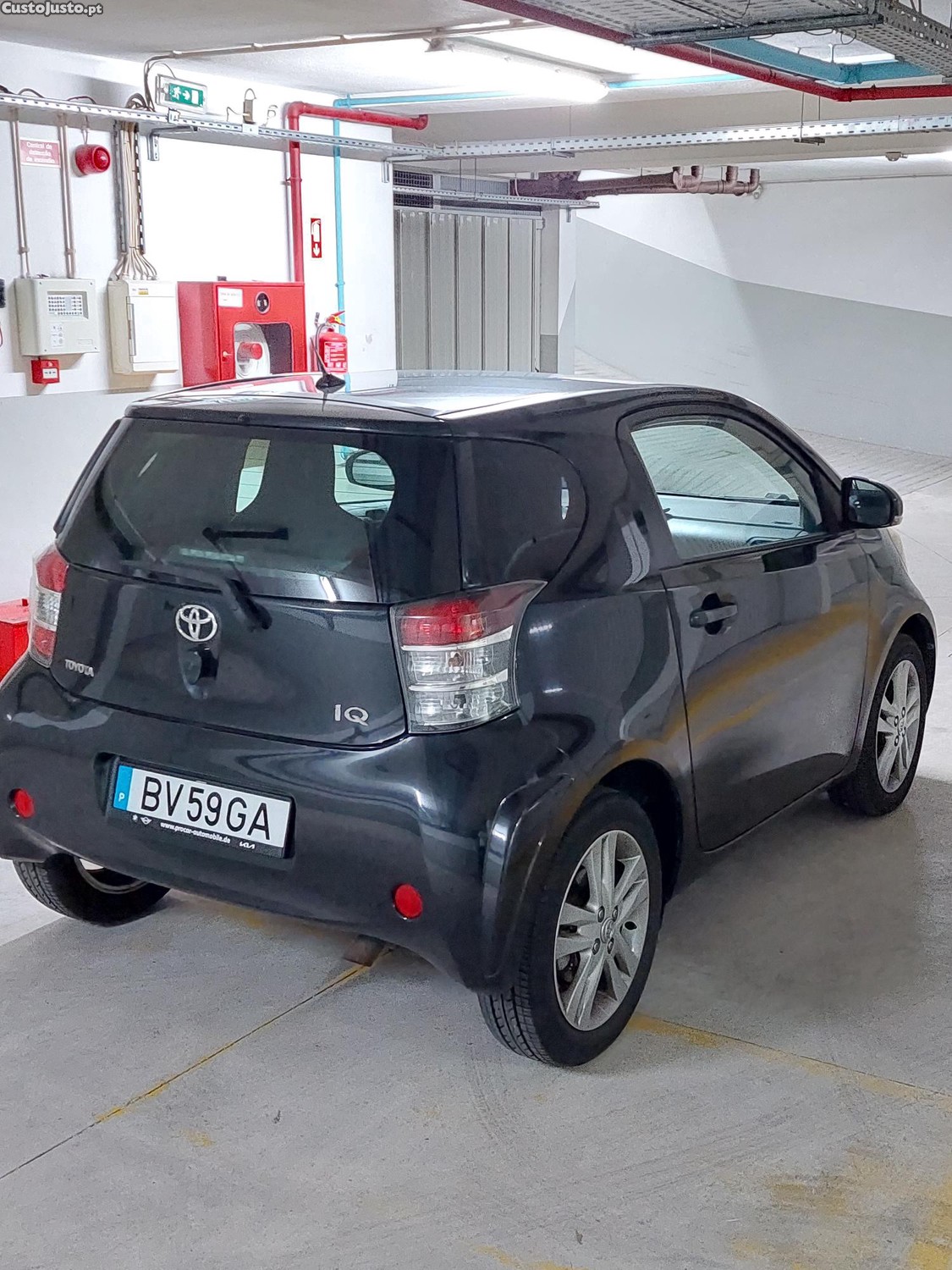 Toyota iQ 1.33 VVT-i - 98 CV — fotografia 7